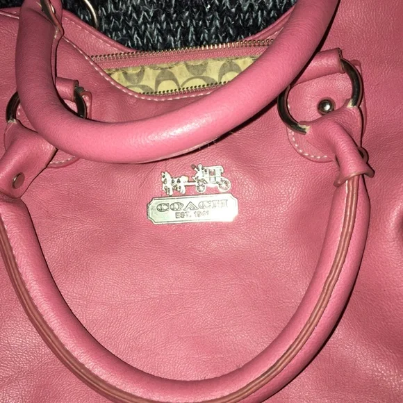 Coach pink handbag - Picture 3 of 6